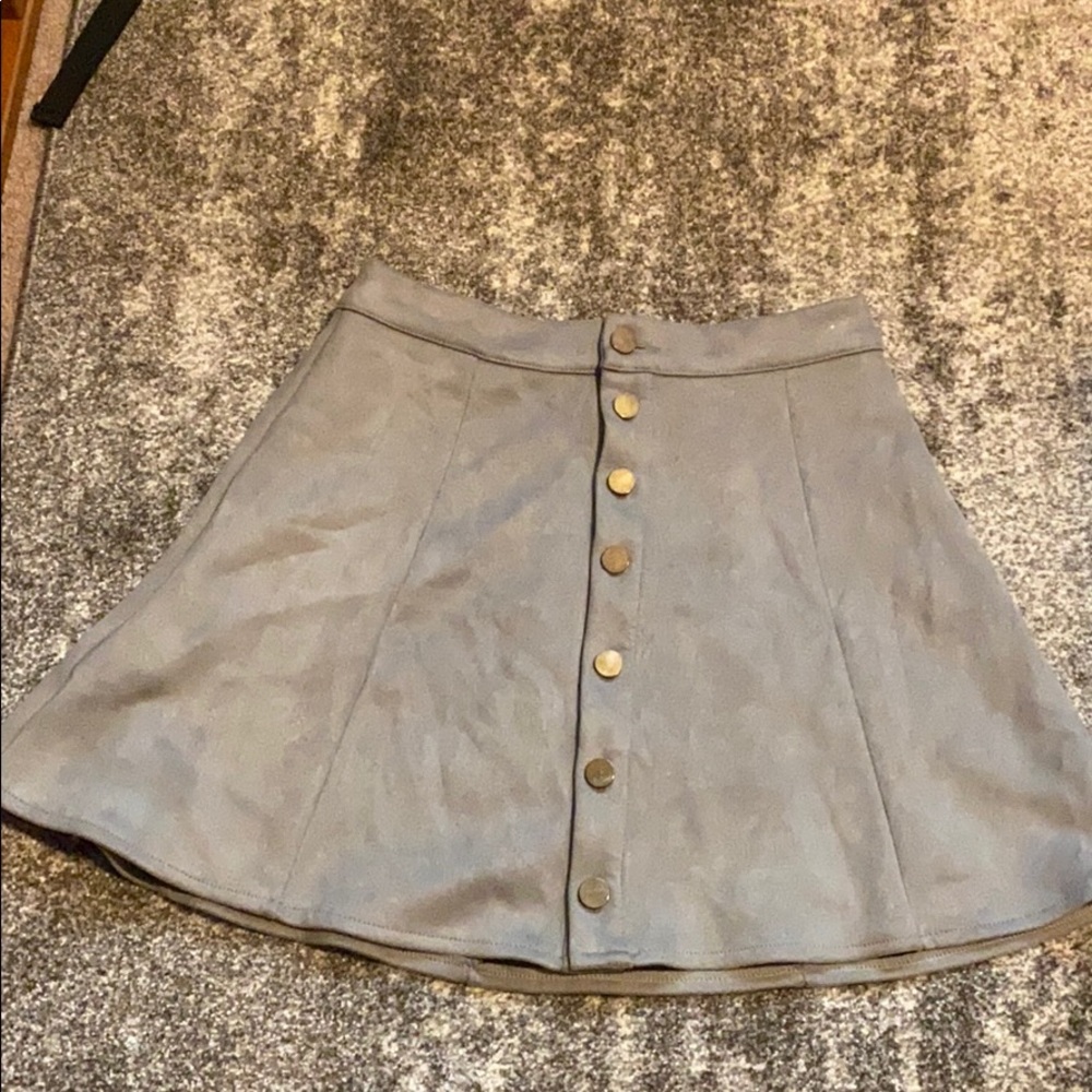 Grey skirt